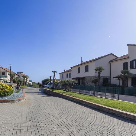 Apartment Le Margherite - Slr261 By Interhome Costarainera Dış mekan fotoğraf