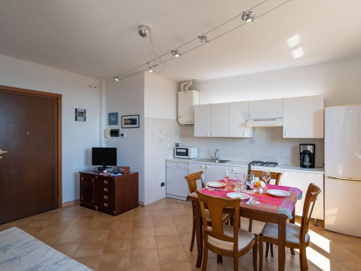 Apartment Le Margherite - Slr261 By Interhome Costarainera Dış mekan fotoğraf