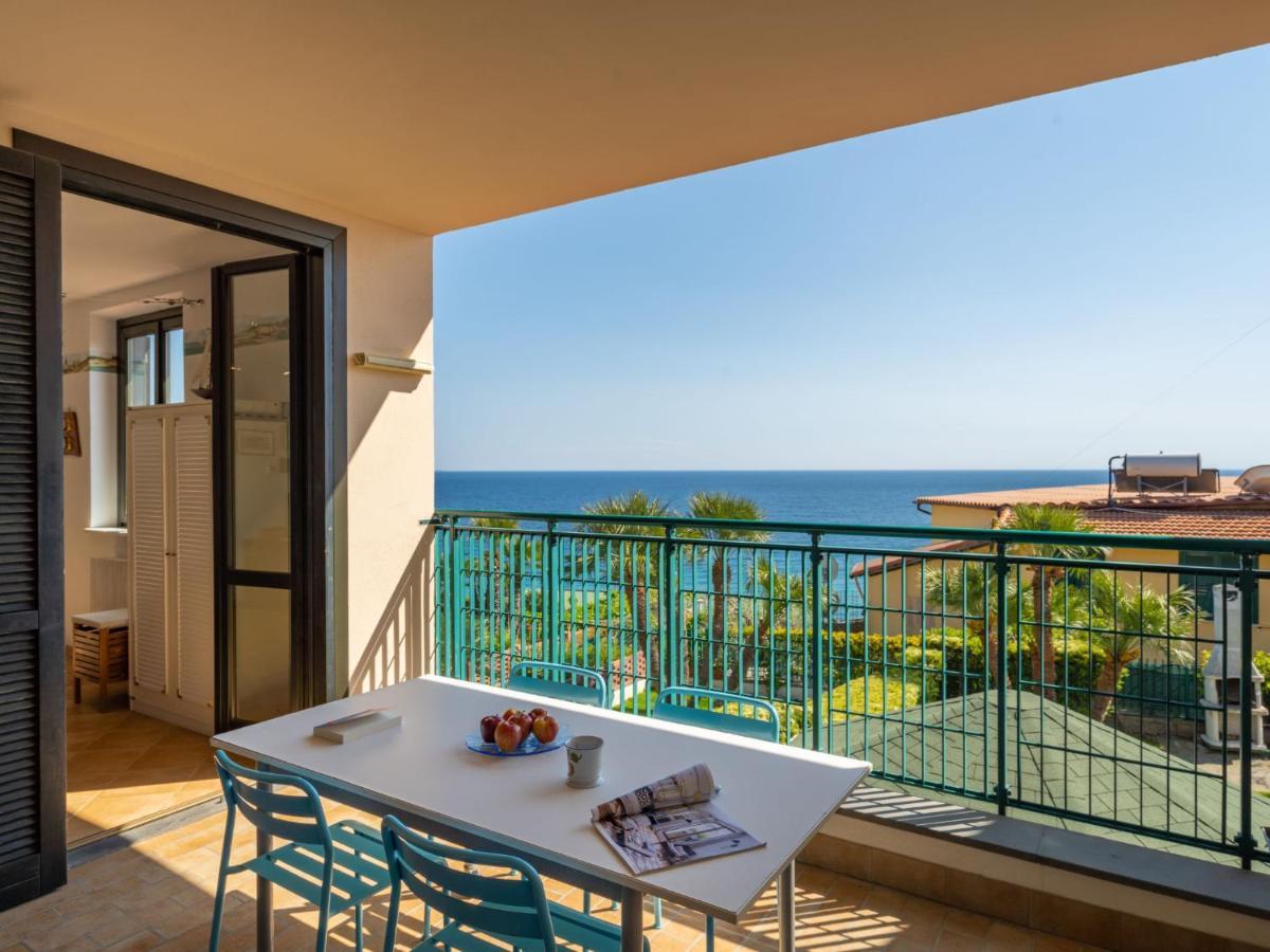Apartment Le Margherite - Slr261 By Interhome Costarainera Dış mekan fotoğraf